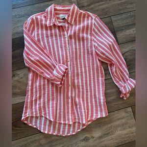Universal Thread Red and White Striped Button-Up Shirt